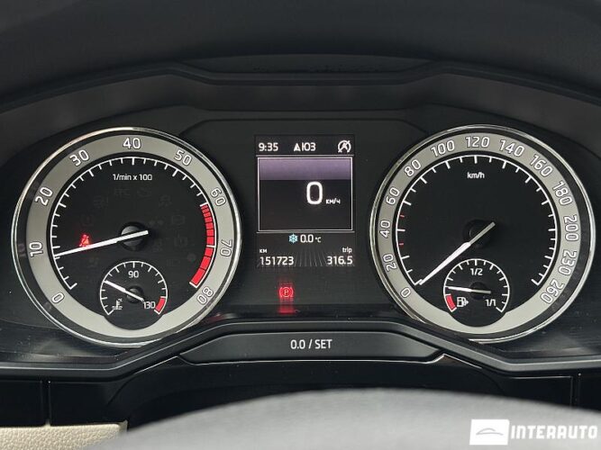 Skoda Superb 43 skoda Superb 2015