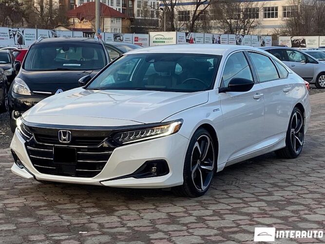 Honda Accord 2022 doar la InterAuto