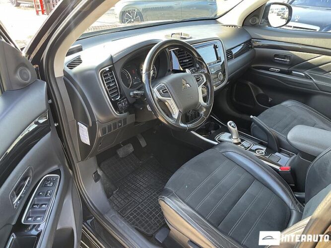 mitsubishi Outlander 2015