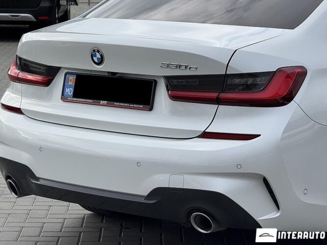 bmw 330E 2019