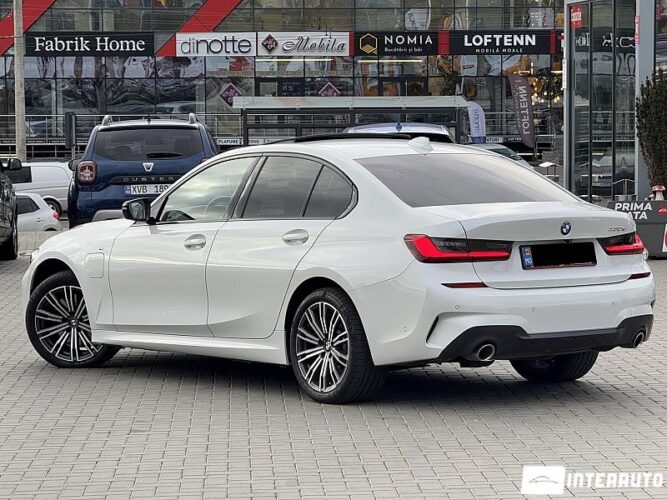 bmw 330E 2019