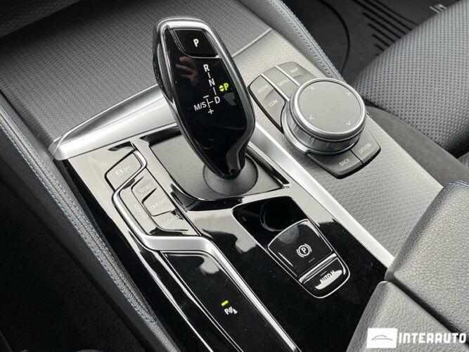 BMW 520 52 bmw 520 2020