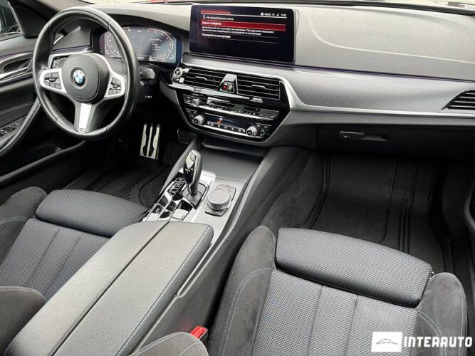 BMW 520 42 bmw 520 2020