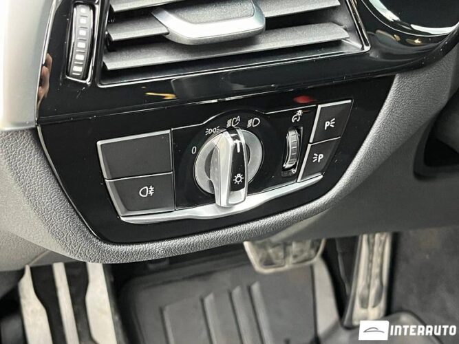 BMW 520 51 bmw 520 2020