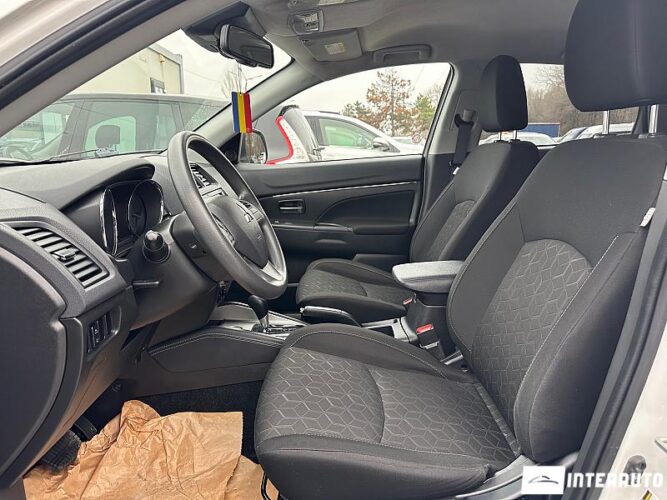 mitsubishi Outlander Sport 2021