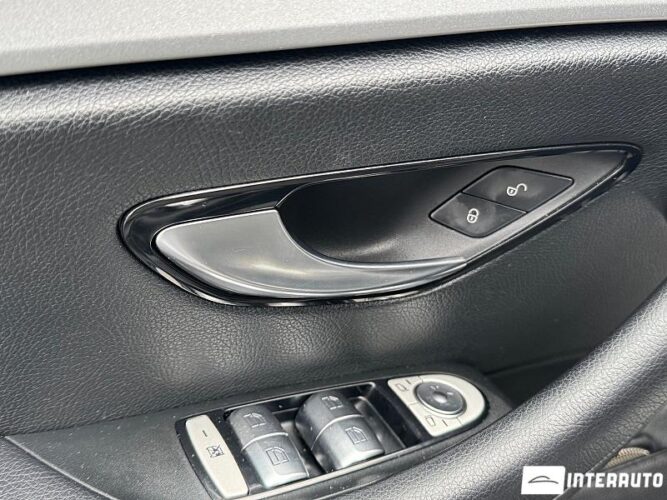 Mercedes E 200 41 mercedes E 200 2021