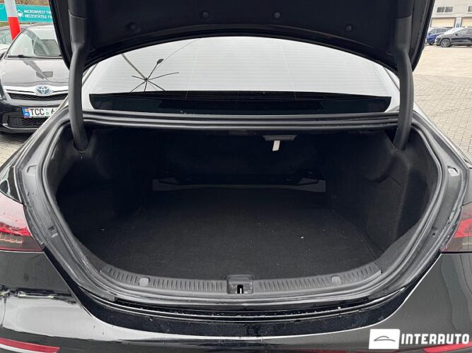 Mercedes E 200 48 mercedes E 200 2021