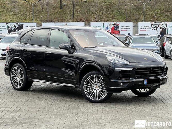 Porsche Cayenne 2016 doar la InterAuto