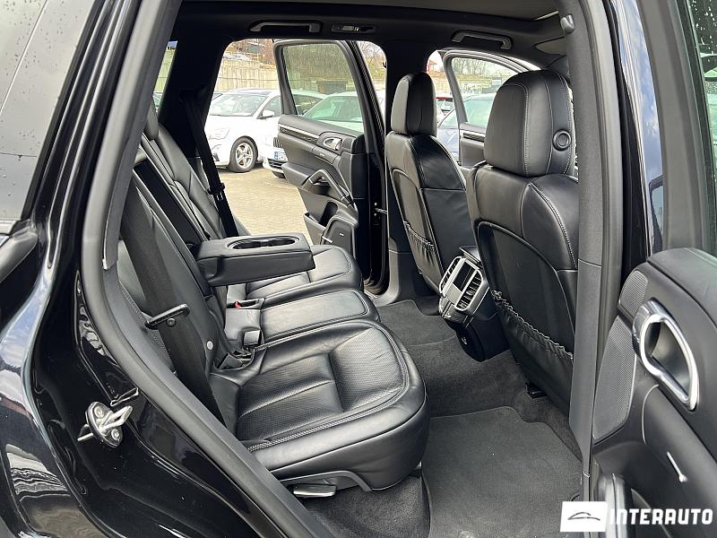 porsche Cayenne 2016