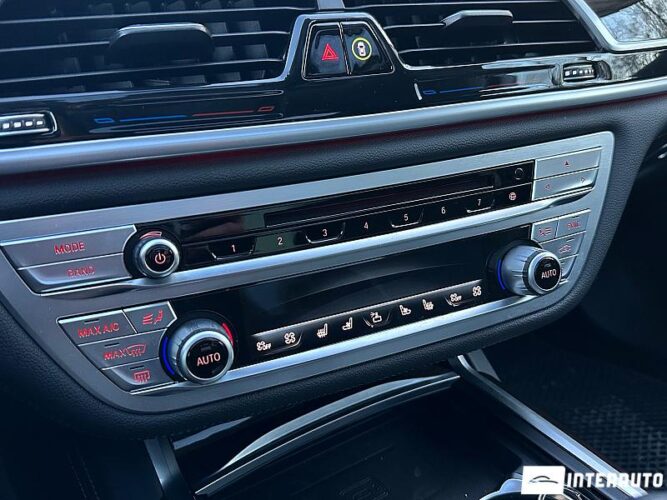 BMW 740 51 bmw 740 2020