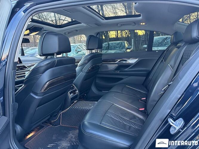 BMW 740 56 bmw 740 2020