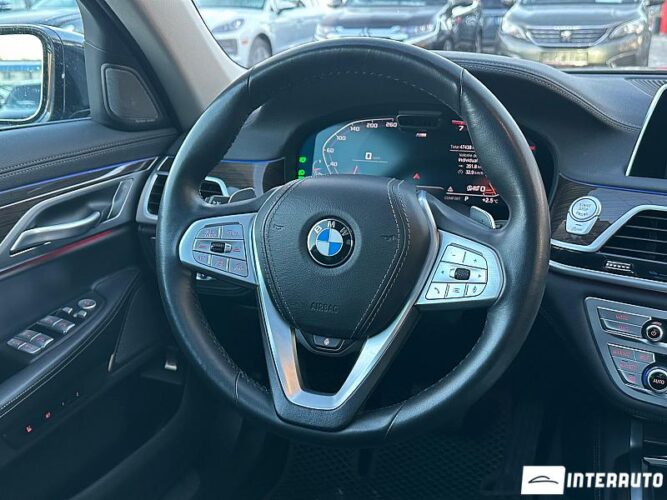 BMW 740 47 bmw 740 2020