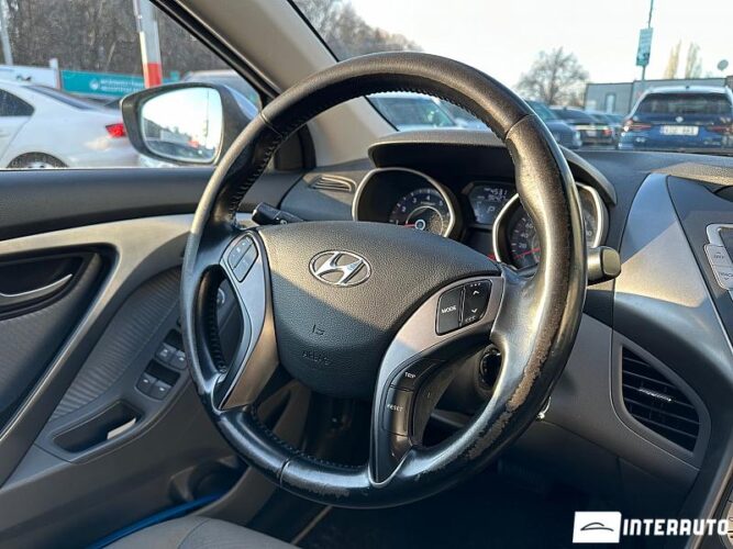hyundai Elantra 2012