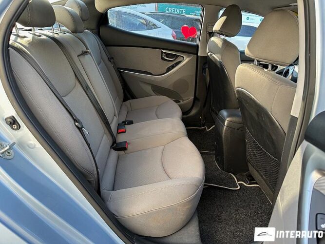 hyundai Elantra 2012