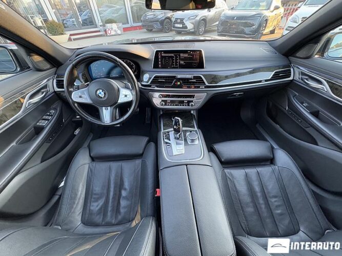 BMW 740 48 bmw 740 2021