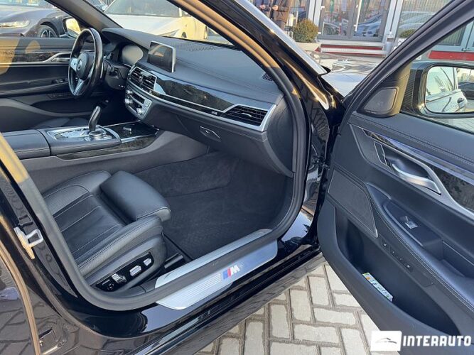 BMW 740 56 bmw 740 2021