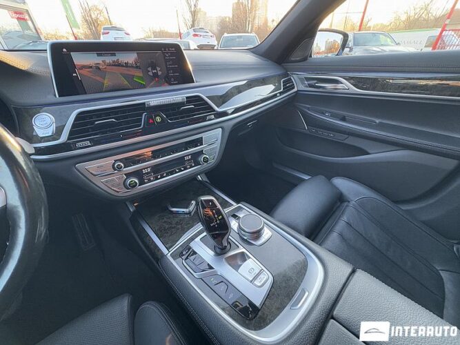 BMW 740 53 bmw 740 2021