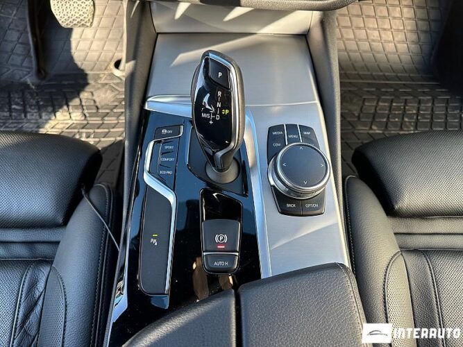 BMW 520 48 bmw 520 2017