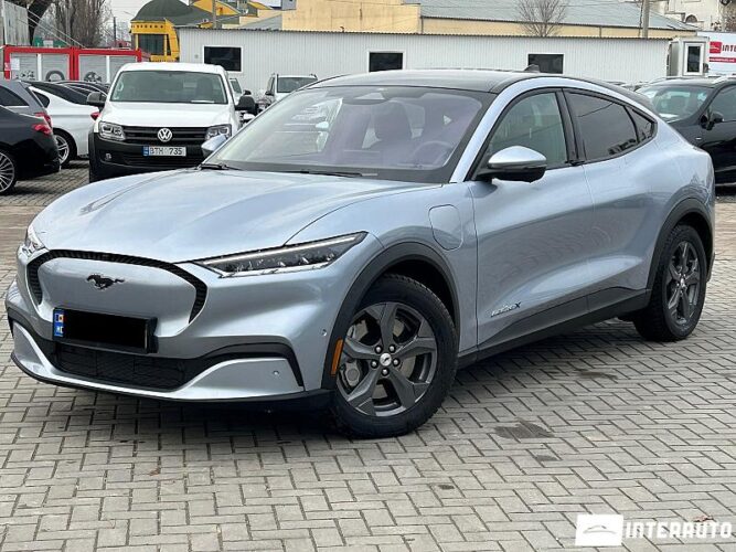 Ford Mustang Mach-E 2022 doar la InterAuto