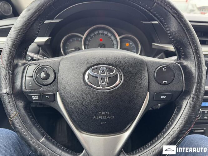 toyota Corolla 2015