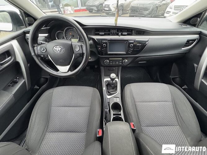 toyota Corolla 2015