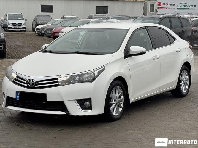 Toyota Corolla 2015 doar la InterAuto