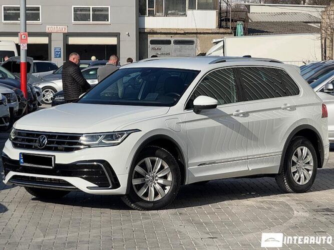 Volkswagen Tiguan 2021 doar la InterAuto