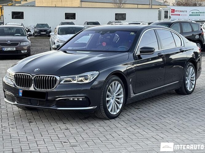 BMW 740e 2018 doar la InterAuto