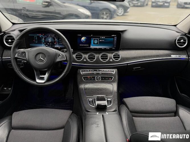 Mercedes E 220 46 mercedes E 220 2017