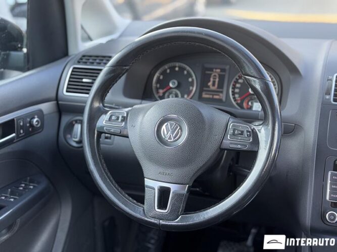volkswagen Touran 2012
