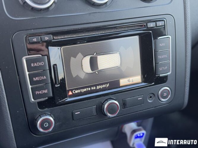 volkswagen Touran 2012