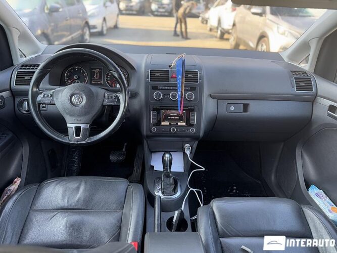 volkswagen Touran 2012