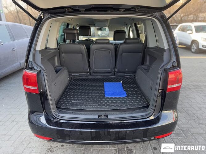 volkswagen Touran 2012