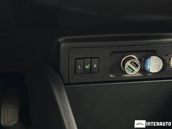 toyota Prius Plus / V 2017