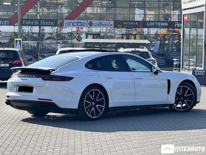 porsche Panamera 2018
