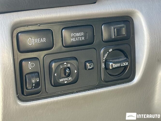 toyota Land Cruiser 2001