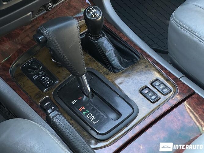 toyota Land Cruiser 2001