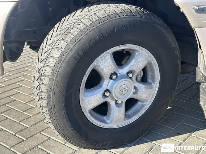 toyota Land Cruiser 2001