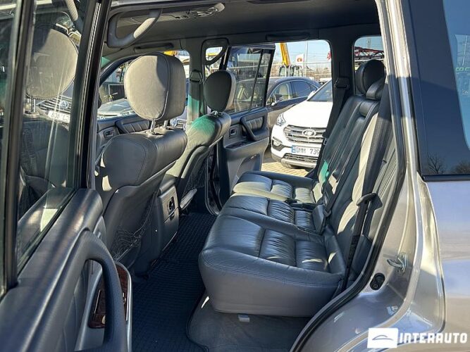 toyota Land Cruiser 2001