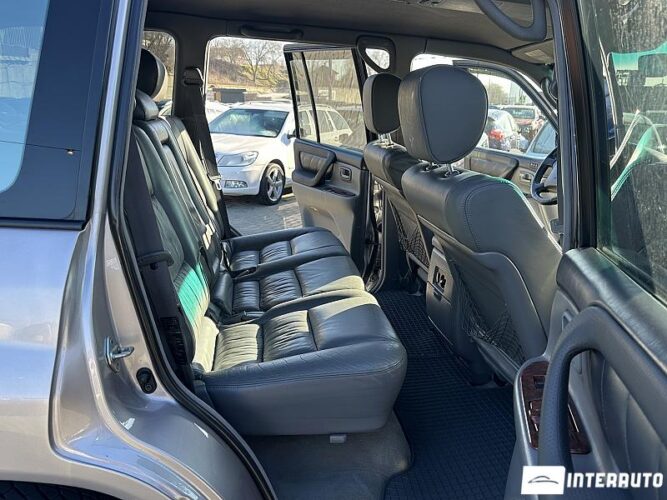 toyota Land Cruiser 2001