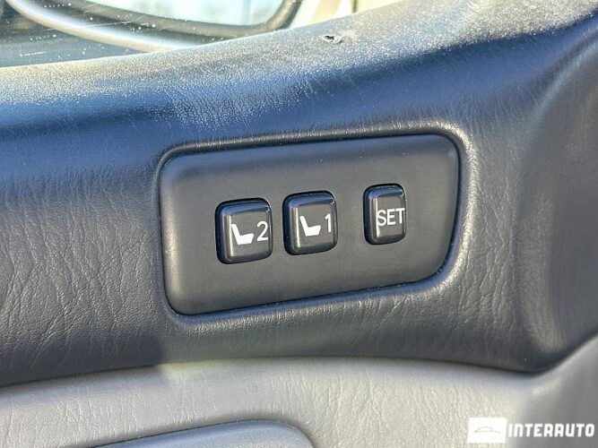 toyota Land Cruiser 2001