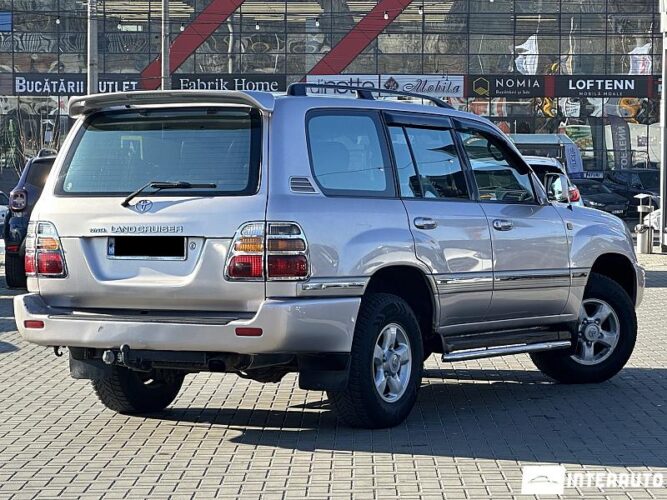 toyota Land Cruiser 2001