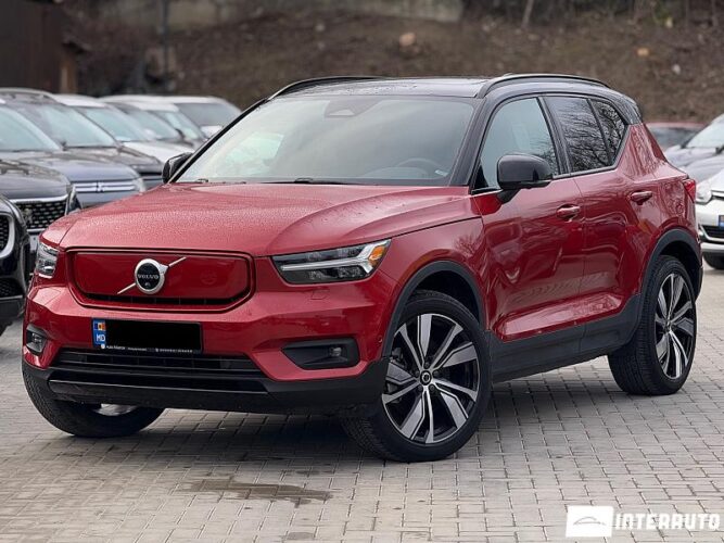 Volvo XC 40 2021 doar la InterAuto