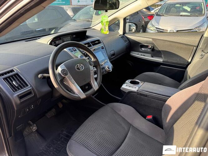 toyota Prius Plus / V 2016