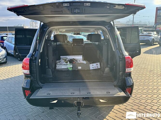 toyota Land Cruiser 2011