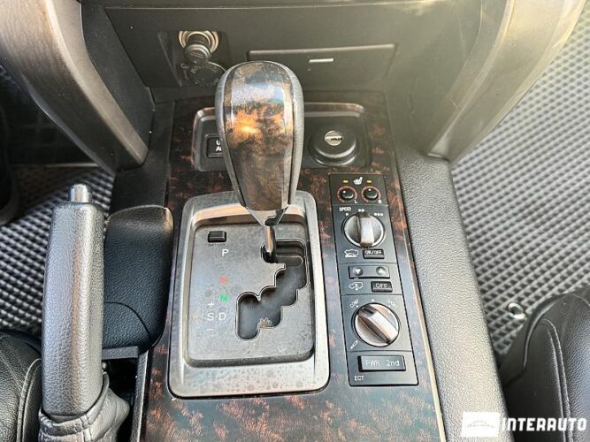 toyota Land Cruiser 2011