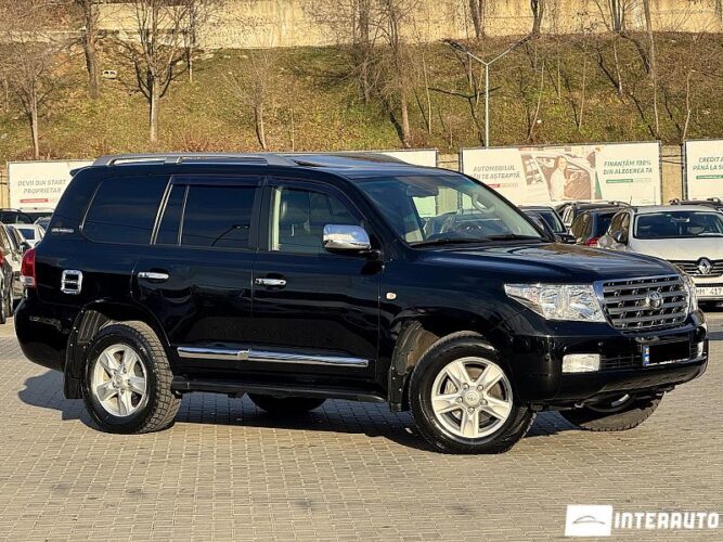 Toyota Land Cruiser 2011 doar la InterAuto