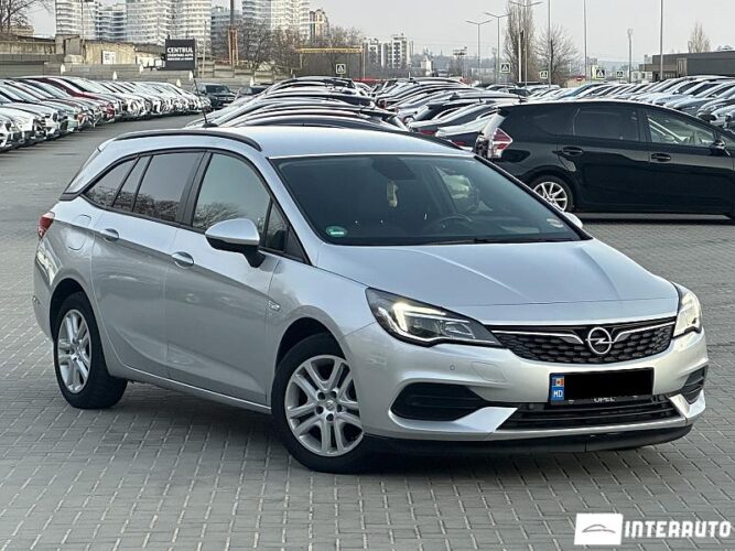 Opel Astra 2019 doar la InterAuto