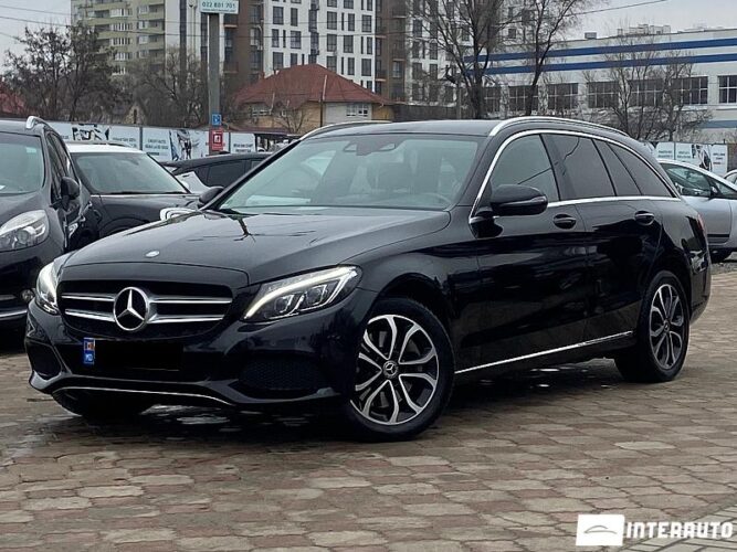 Mercedes C 250 2015 doar la InterAuto