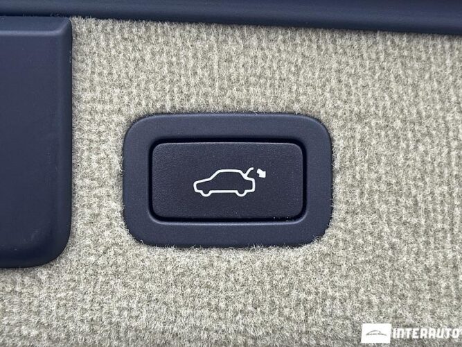 Jaguar XF 62 jaguar XF 2013